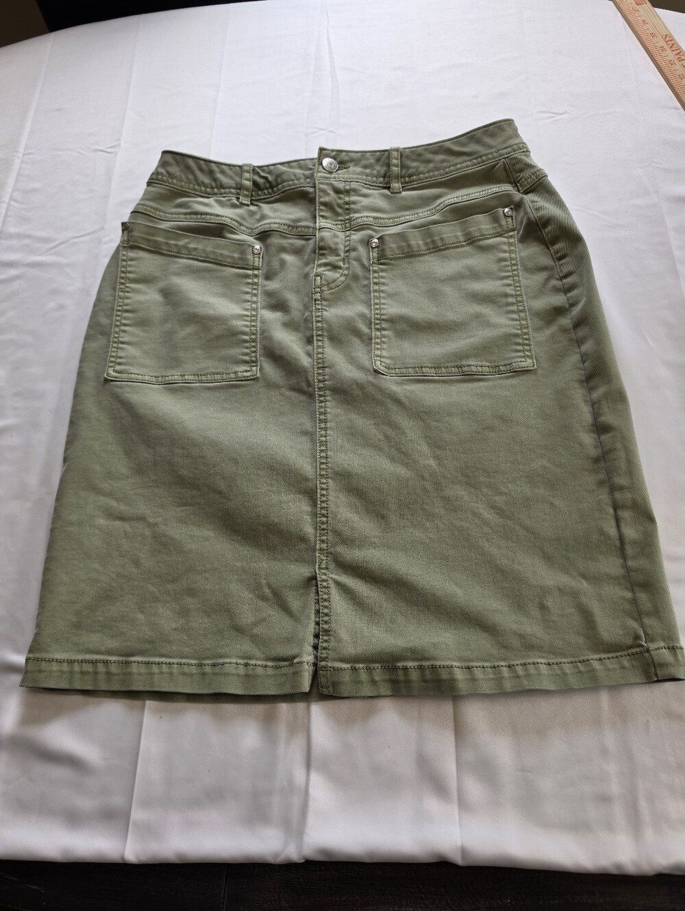 Est. 1946 Denim Olive Green Stretch Jean Skirt Size 10 Utility Pocket